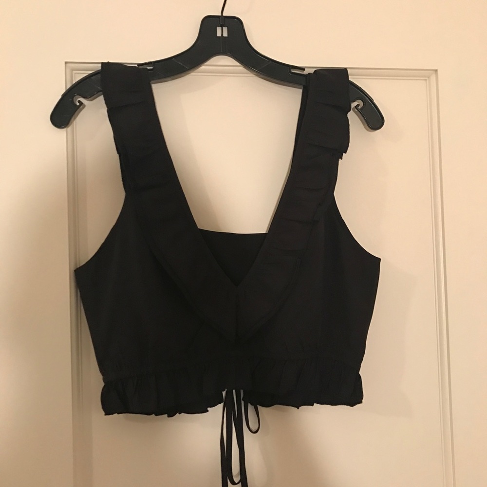 Black Cropped Ruffle Top - Picture 3 of 4
